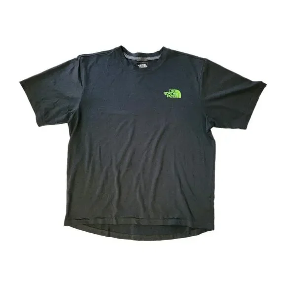 The North Face Mens M Active Fit Outdoors Flash Dry Workout Short Sleeve Shirt
