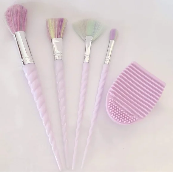 New makeup brushes