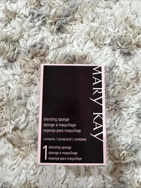 Mary Kay Black & Light Pink Blending Sponge Box