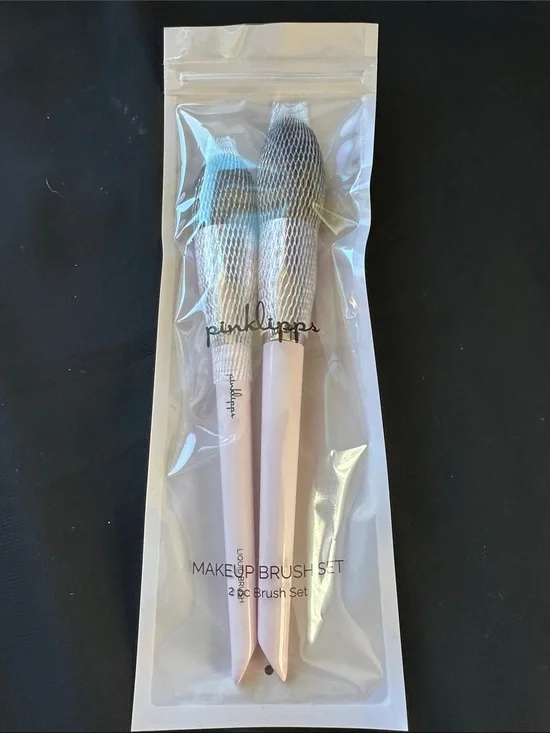 Pinklips Pink Makeup Brush Set - 2pc Women Brushes