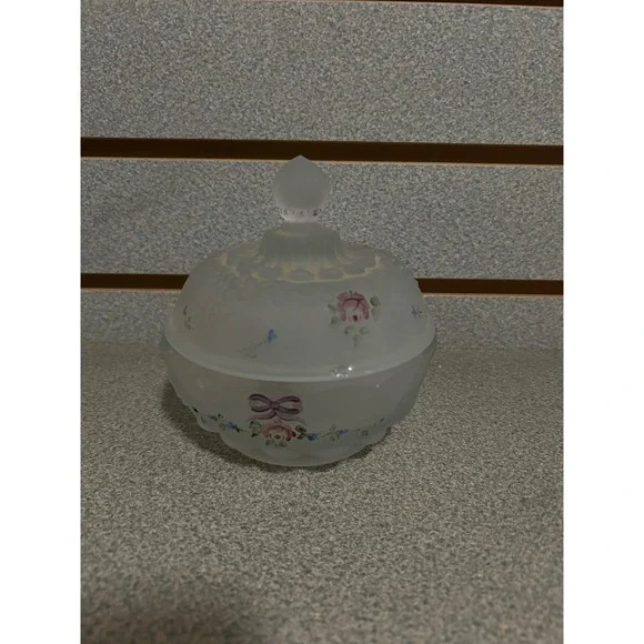 VTG Westmoreland Glass PG-34 Crystal Mint‎ Puff Box/Covered Jelly Rose and Forge