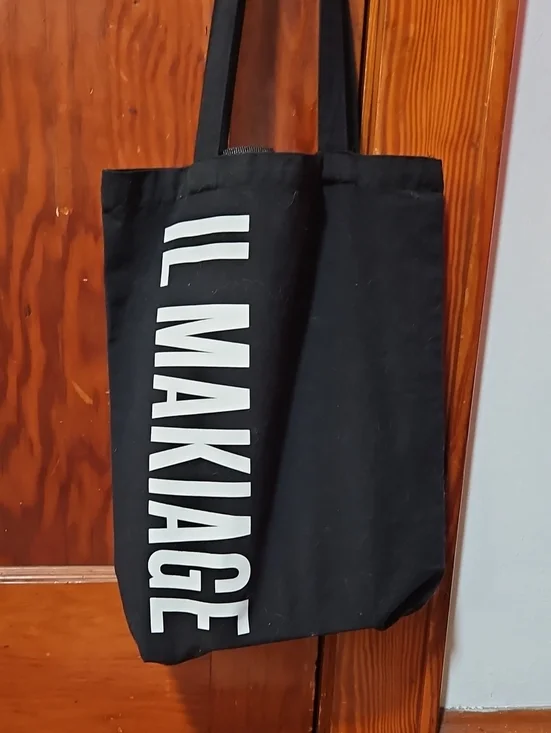 IL MAKIAGE Makeup Bag
