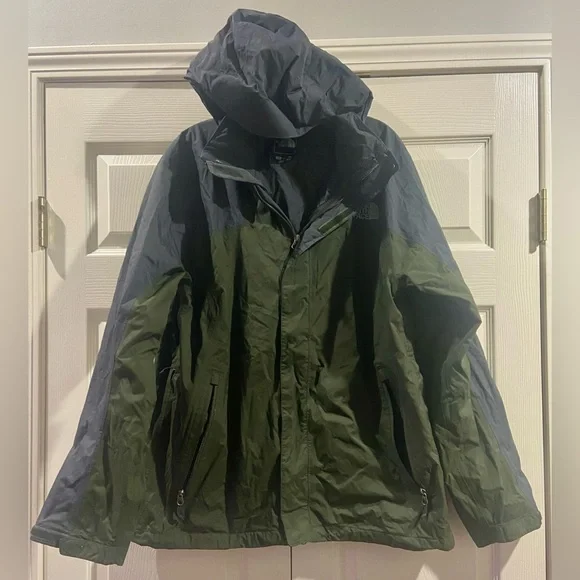 The North Face Hyvent Jacket Men’s Sz L  Green Black Colorblock Retro Nylon Hood