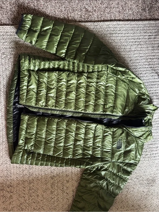 The North Face Shiny Olive Green Quilted Puffer Jacket