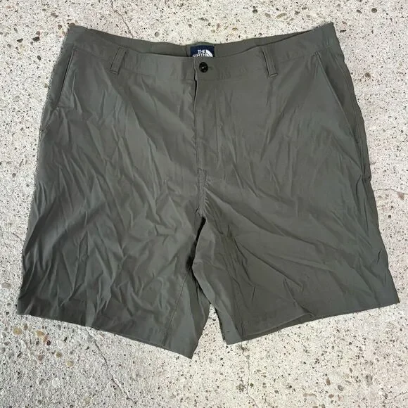 Vintage The North Face Men's Cargo Shorts Green Size‎ 40 Summer Casual
