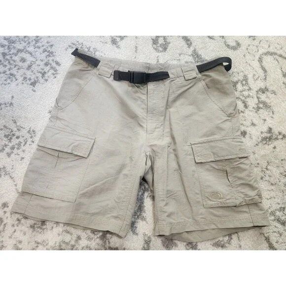 The North Face Paramount Peak Cargo Hiking Shorts Mens Large Khaki Belted Nylon