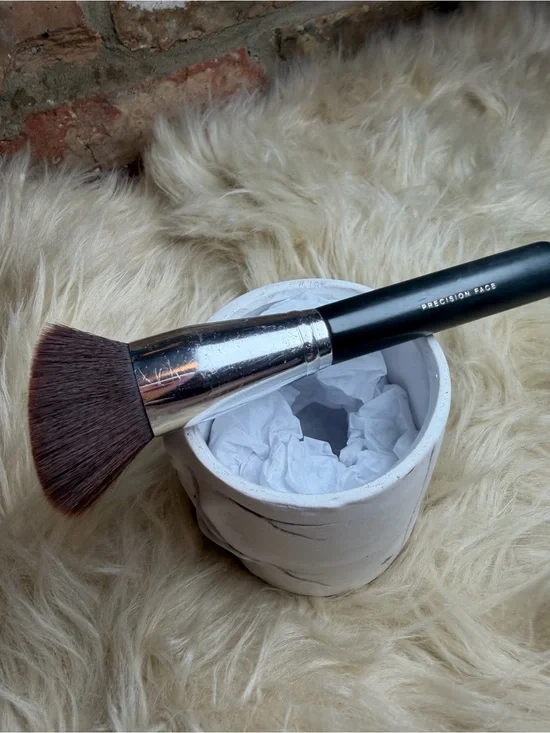 BareMinerals Precision Face Angled Brush