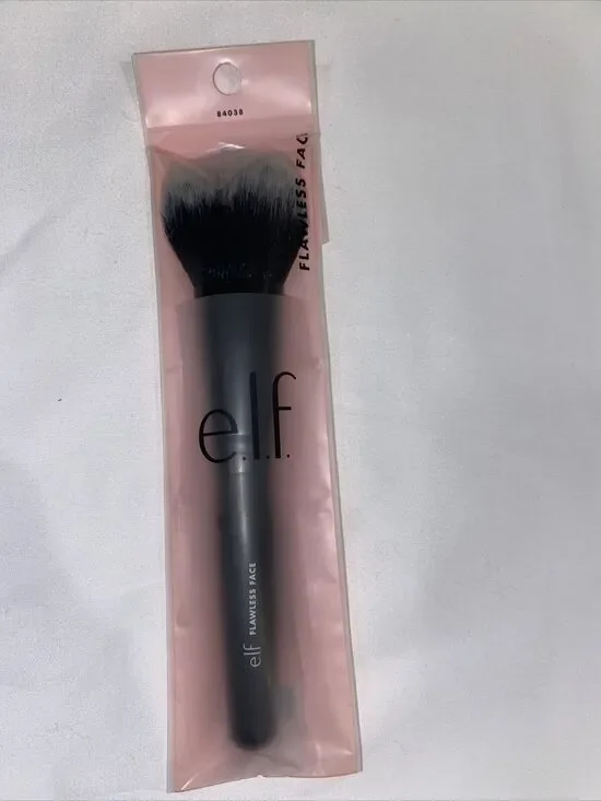 e.l.f. Flawless Face Brush Cruelty Free and Vegan for Women - 1 Pc Brush
