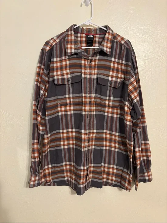 The North Face Plaid Button Front Shirt Men’s XL CoolVisions Long Sleeve Outdoor