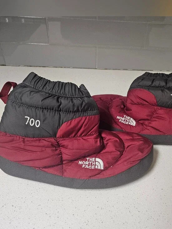 The North Face Nuptse 700 Down Slippers Booties Mens Medium (7-9)