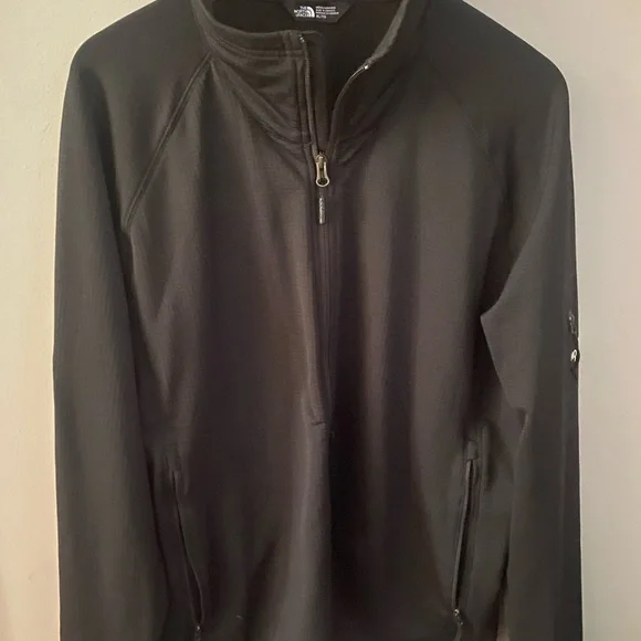 The North Face Black Men's lightweight‎ jacket size XL