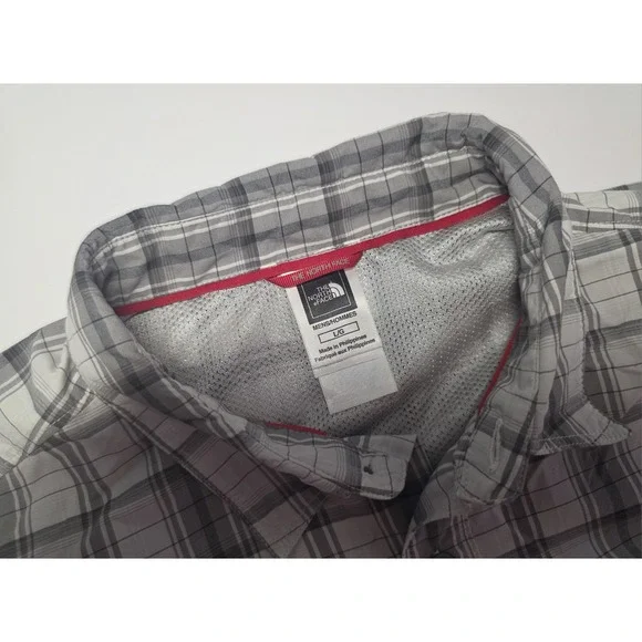 The‎ North Face Mens Button Front Shirt Gray Plaid Pocket Short Sleeve Vented L