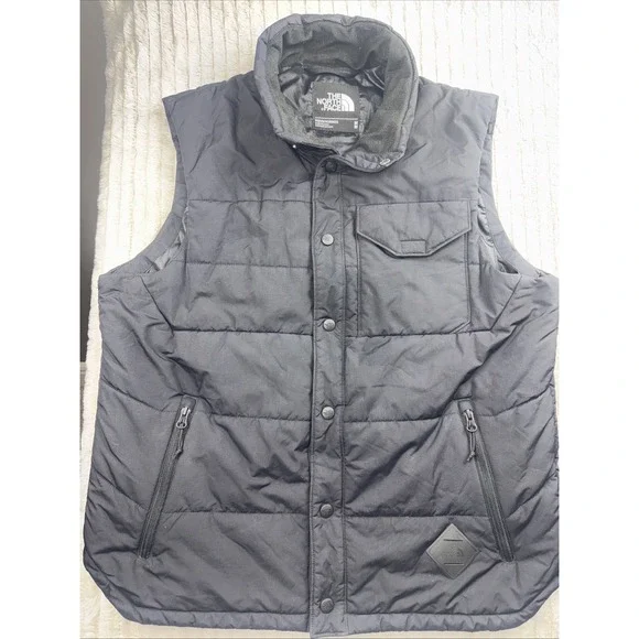 The North Face‎ Mens Patricks Point Puffer Vest Black Medium Button Zip Pocket