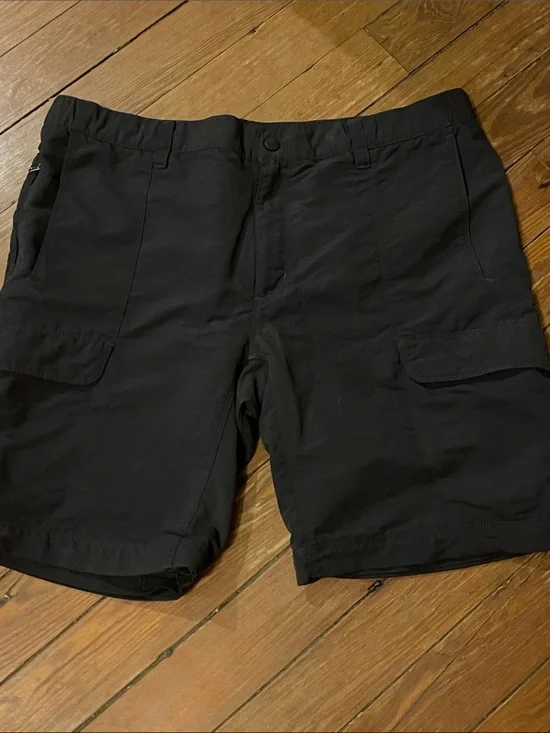 Men's North Face charcoal Cargo Shorts with Utility Pockets