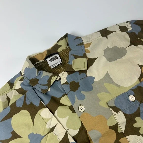 The North Face Men's L Multicolor Short Sleeve Mesh Shirt Valley Floral  Boho