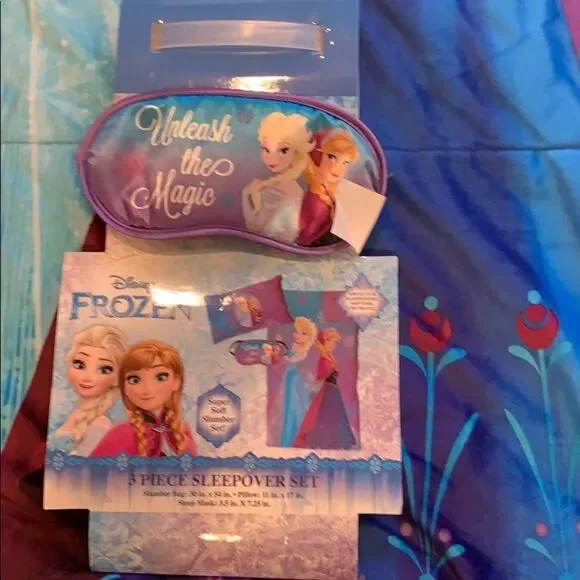 🎉last deal🎉Frozen Sleepover Set 3p
