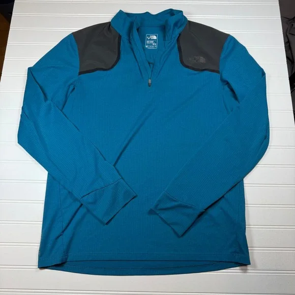 The North Face Mens FlashDry-XD Quarter Zip Pullover Blue Gray Active Top Medium