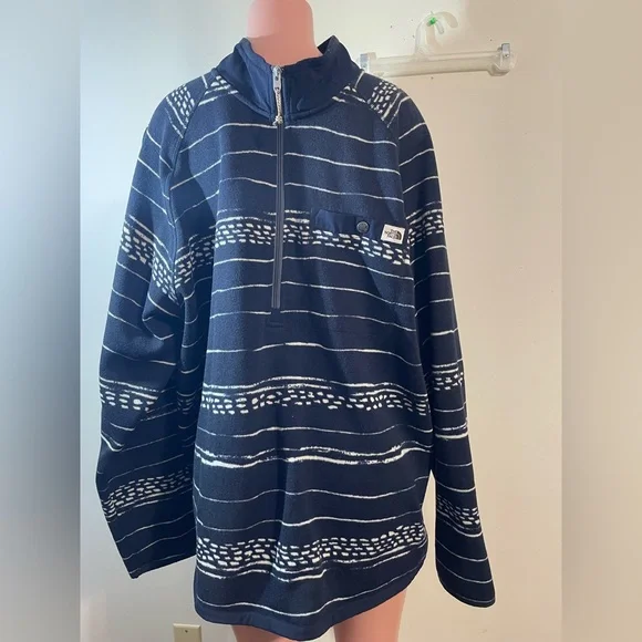 The North Face Men XXL Printed 1/4 Zip Fleece Jacket Pullover Navy/black white‎