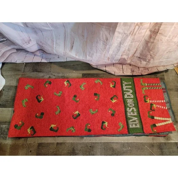 Table runner Elves on duty xmas decor‎