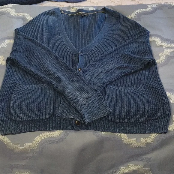 Banana Republic Relaxed 100% Linen Button Front Cardigan