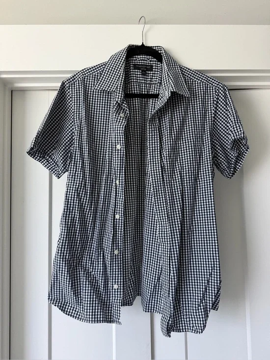 Banana Republic Navy and White Gingham Short-Sleeve Button-Down Shirt