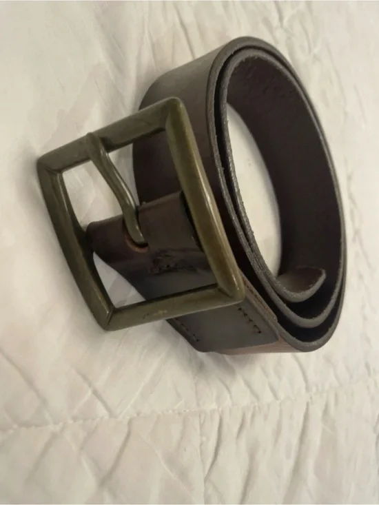 Vintage Banana Republic Classic Brown Leather Belt/Brass Buckle Size 32 Made-USA