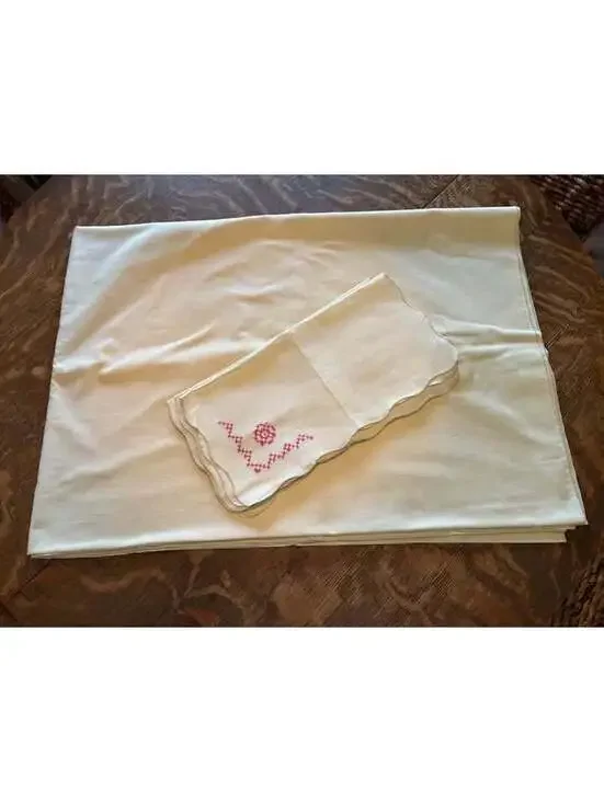 Vintage Linen Tablecloth and Napkin Set with Pink Cross-Stitch