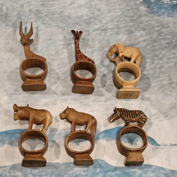 Set of‎ 6 Hand Carved African Wooden Napkin Rings Safari Animals Zebra Giraffe