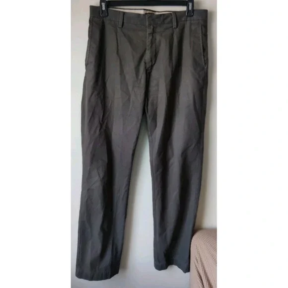 Banana Republic Men's Emerson Straight Chino 100% Cotton‎ Gray Size 34x32