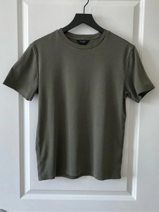 Banana Republic Luxe Touch tshirt Sz S military green
