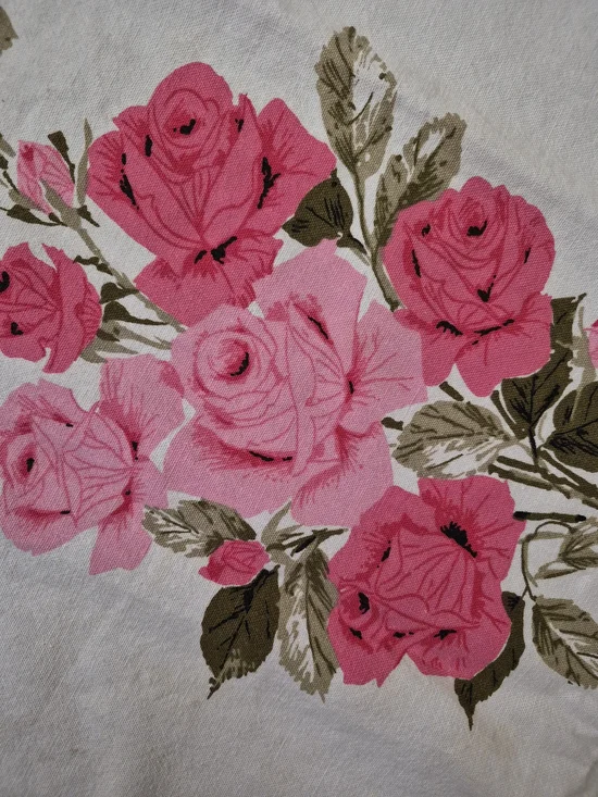 1950's Pink Roses Print Cotton Tablecloth