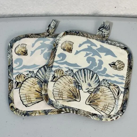 Seashells Dolphins Oven Pot Holder 2 Pc Set Kitchen Decor Nautical Beach Coastal