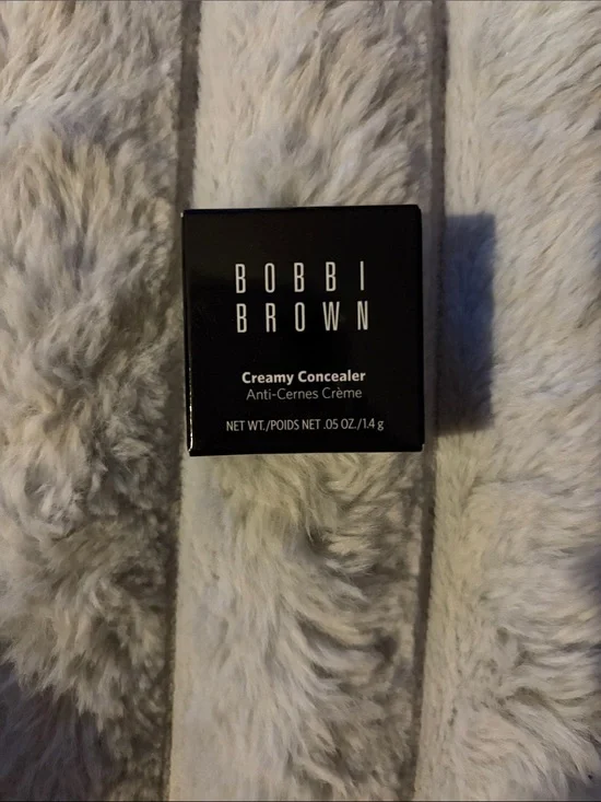 Bobbi Brown Creamy Concealer - Cool Sand