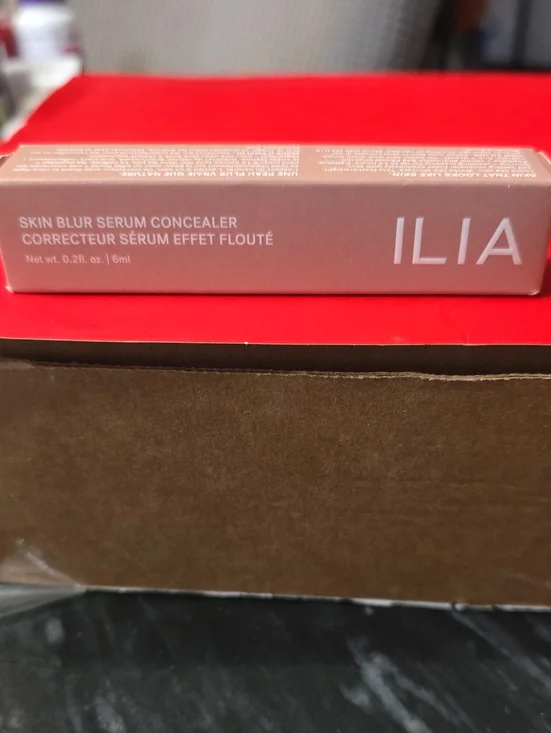 ILIA Skin Blur Serum Concealer - Rose Beige Packaging