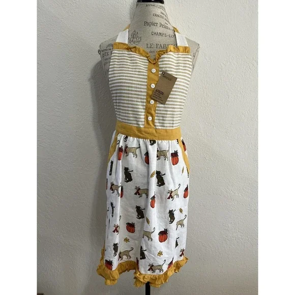 Harvest & Co Cat Pumpkin Fall Apron NWT Mustard Stripe Cotton Ruffle Pockets
