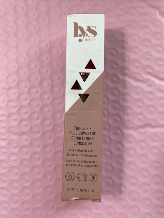 LYS Triple Brightening Concealer - MN3 (Neutral Buff) NEW DISCONTINUED