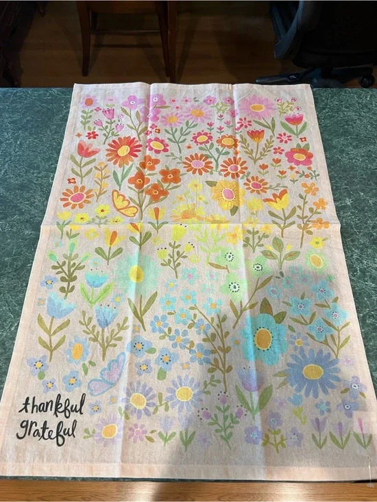 New NATURAL LIFE floral kitchen towel says Thankful Grateful