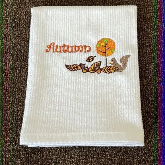 Autumn Custom Embroidered White Cotton Barmop Towel