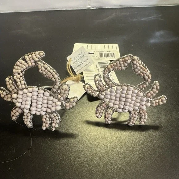Set Of 2  Sea Crab Beaded Neutral Silver Tone Napkin Rings. NEW Nautical Decor.
