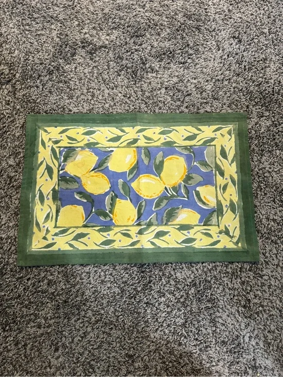 Pomegranate Inc. Lemon Print 100% Cotton Placemat 13