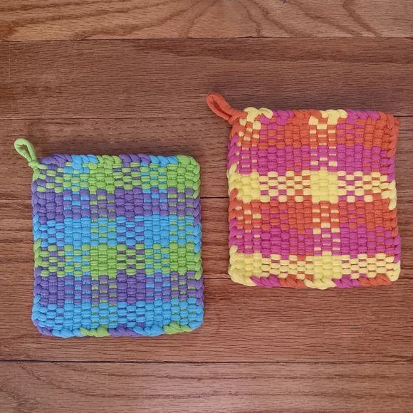 Set of 2 Hand Crafted Colorful Plaid Hand Woven Pot Holders 5