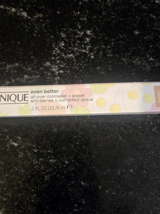 Clinique Even Better All-Over Concealer + Eraser - Color CN Cream Chamois