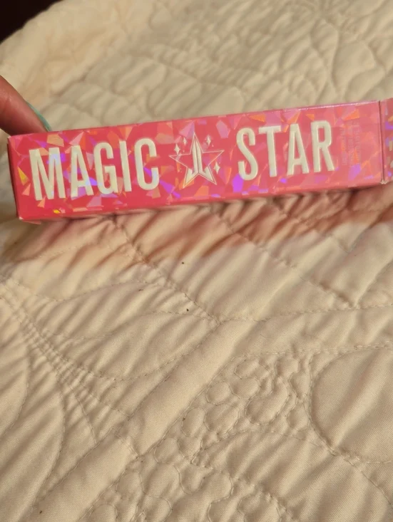Jeffree Star Magic Star Concealer - Pink Holographic Packaging