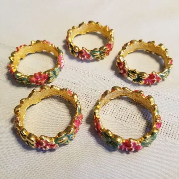 Hand‑Painted Gold Floral Napkin Rings Set of 5 – Vintage Style