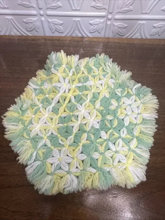 VTG 70’s Crocheted Reversible Hot Pad Trivet Green Color