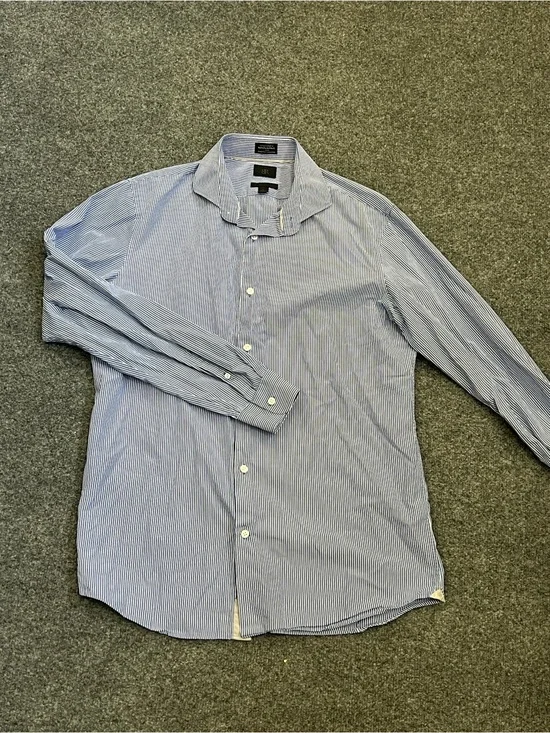 Banana Republic Men’s Long Sleeve Button-Up Shirt, Blue w/ White Stripes, Large