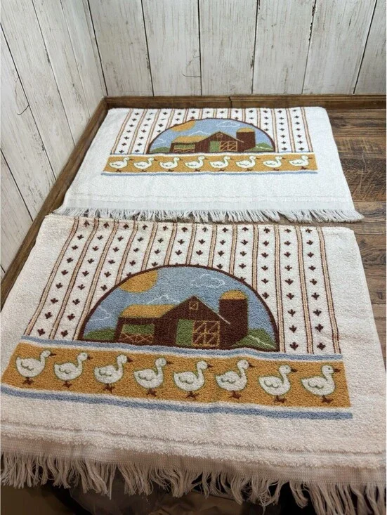Vintage 1980s HALF Kitchen Hand Cut Towel Farm Duck Goose Scene Barn Cottage