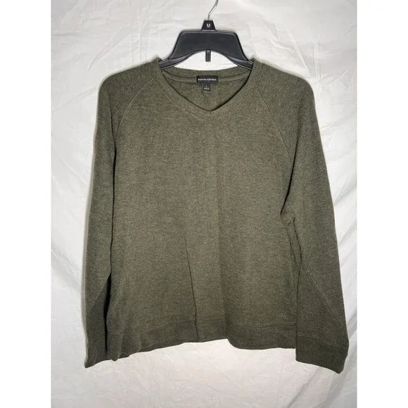 Banana Republic Green Long Sleeve Pullover Size Large