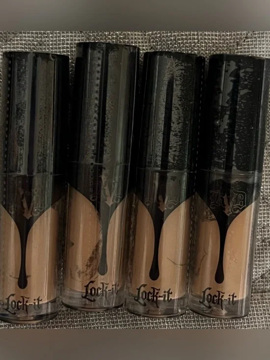 Lot Of 4  Kat Von D KVD Lock-It Concealer Medium 19 Cool 1.85g 0.065oz