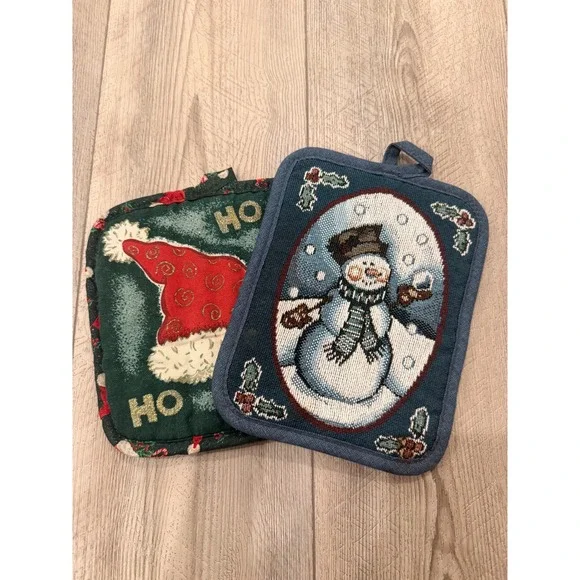 Vintage Christmas Potholder Set Snowman Tapestry & Santa Hat Cooking 2pc Holiday